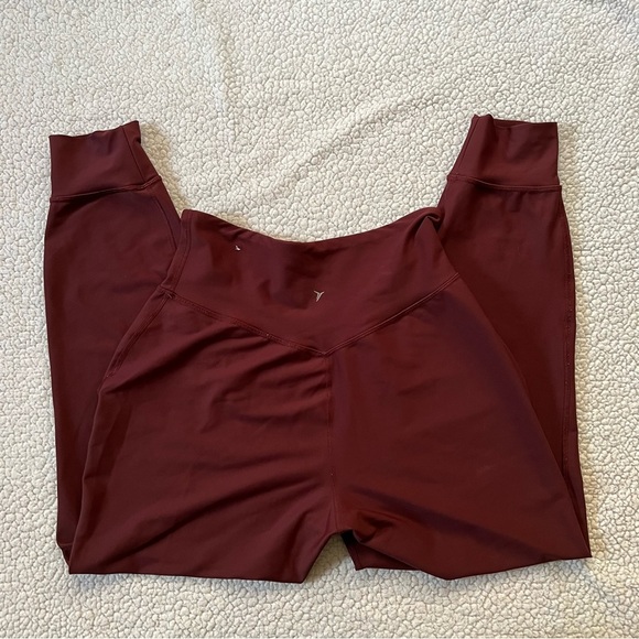 Old Navy Pants - Old Navy High-Waisted PowerSoft Crop Jogger  Pants